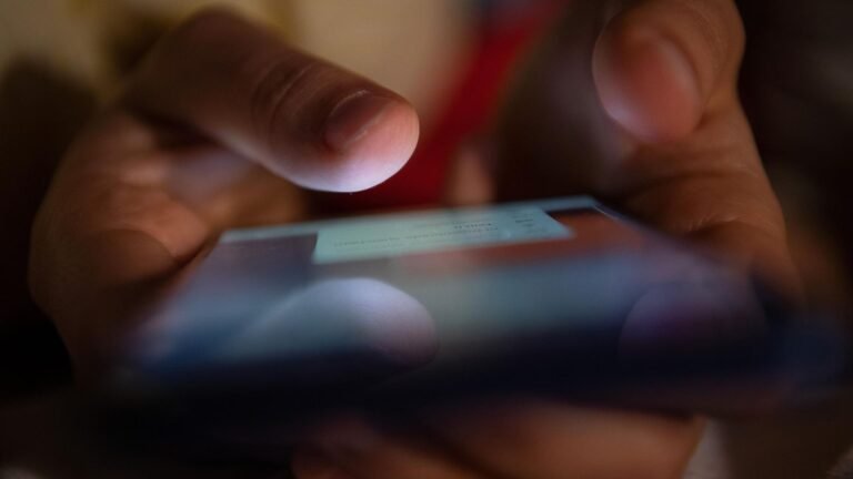 Was Ist Esoszifediv Gefunden in: Mythos digitales Phänomen?